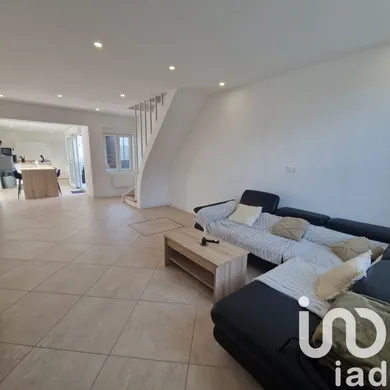 Townhouse in Raismes (59590)