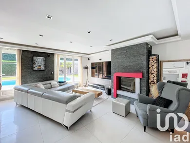 Traditional house in Ozoir-la-Ferrière (77330)