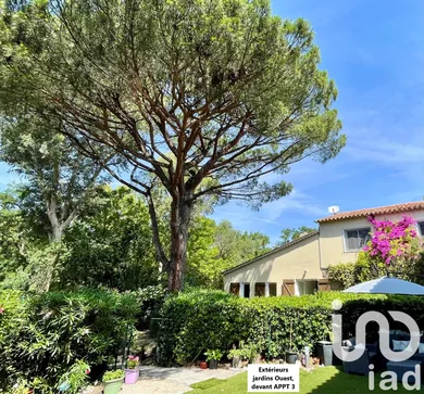 Immeuble à Grimaud (83310)