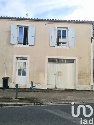 Townhouse at Sainte-Hermine (85210)