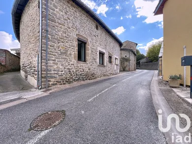 Village house in Saint-Georges-de-Luzençon (12100)