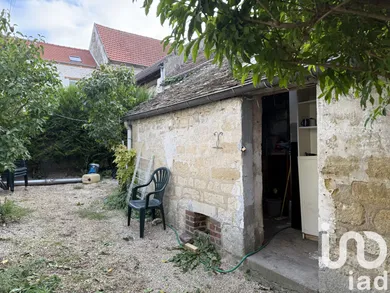 Maison à Neuville-sur-Oise (95000)