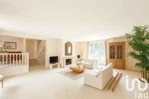 Maison à La Queue-en-Brie (94510)