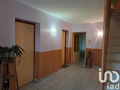 Building in Montrond (39300)