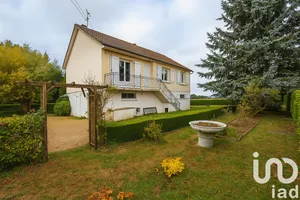 Maison traditionnelle à La Chapelle-du-Noyer (28200)