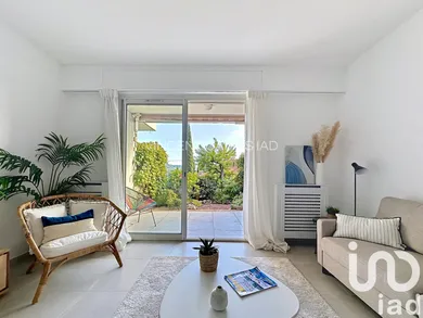 Apartment at Sanary-sur-Mer (83110)