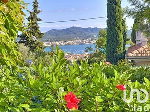 Apartment at Sanary-sur-Mer (83110)