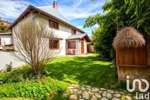 House at Plateau-des-Petites-Roches (38660)