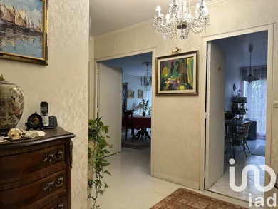 Apartment in Saint-Michel-sur-Orge (91240)
