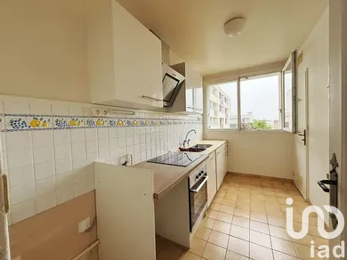 Apartment in Issy-les-Moulineaux (92130)