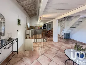 Building at Claviers (83830)