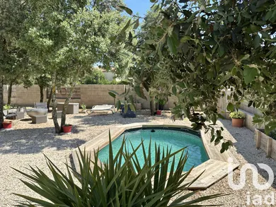 Maison traditionnelle à Grillon (84600)