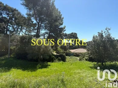 Building plot at Ollioules (83190)