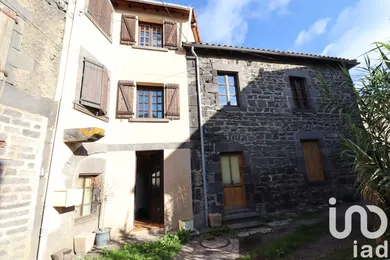 Maison de ville à Volvic (63530)