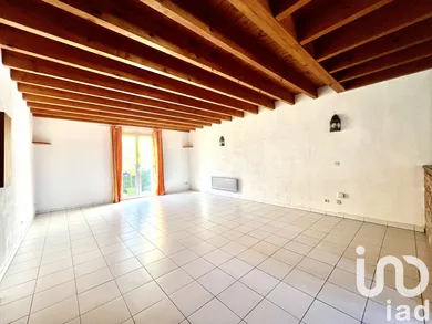 Appartement à Villecresnes (94440)
