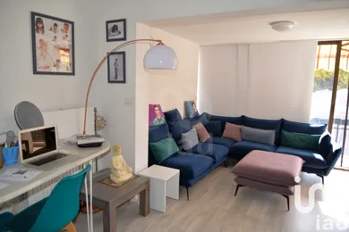 Apartment in Vence (06140)
