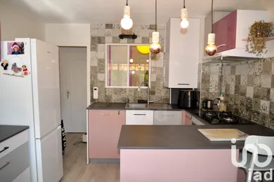 Apartment in Vence (06140)