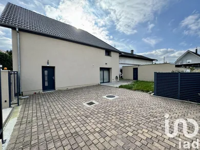 House at Retzwiller (68210)