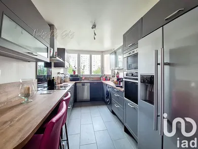 Appartement à Saint-Denis (93200)
