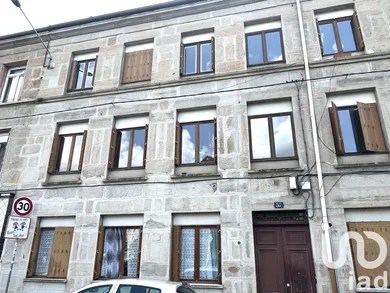 Immeuble à Saint-Étienne (42100)