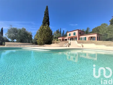 House at La Motte (83920)