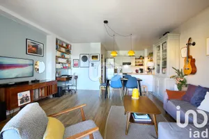 Apartment in Pechbonnieu (31140)