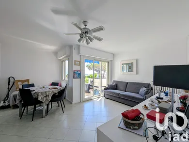 Apartment at Le Cannet (06110)