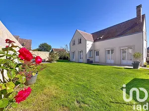 Maison à Ville-Saint-Jacques (77130)