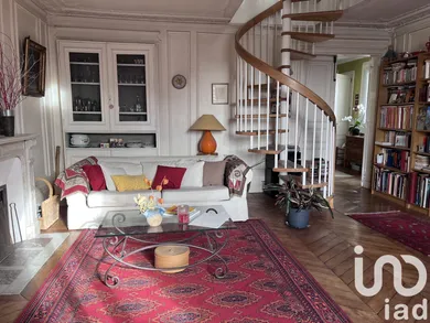 Apartment in Paris (75010)