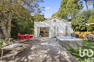 Maison à Aix-en-Provence (13090)
