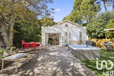 House at Aix-en-Provence (13090)