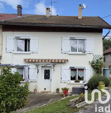 Village house at Étival (39130)