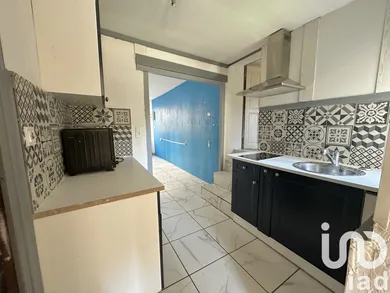 Appartement à Séderon (26560)