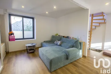Townhouse in Feucherolles (78810)
