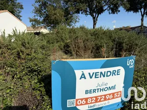 Building plot at Sainte-Foy (85150)