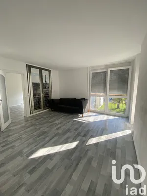 Apartment at Avon (77210)