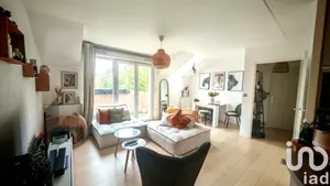 Apartment at Quincy-sous-Sénart (91480)