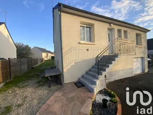 Maison traditionnelle à COMBREE (49520)