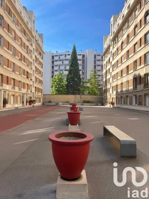 Apartment in MONTROUGE (92120)