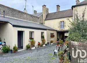 Townhouse at Carcagny (14740)