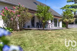 House at Dinard (35800)