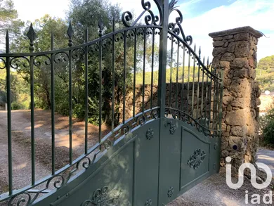 House at Lorgues (83510)