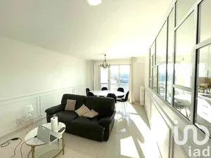 Apartment at Courbevoie (92400)