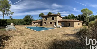 Domain in Lorgues (83510)