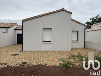 House at CHALLANS (85300)