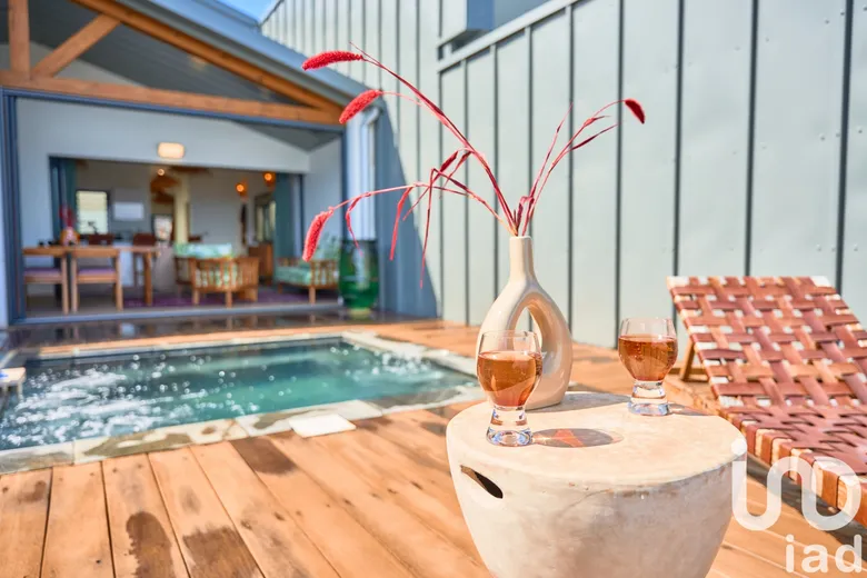 Maison 5 pièces 106 m² · à Petite-Île · 106 m² · 639 000 €
