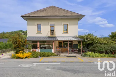 House at Entrelacs (73410)