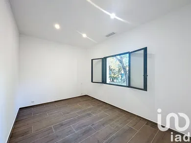 House at Saint-Didier (84210)