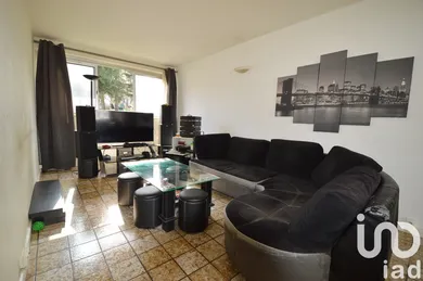 Apartment in Sucy-en-Brie (94370)