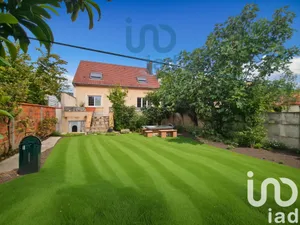 Traditional house at Montfermeil (93370)